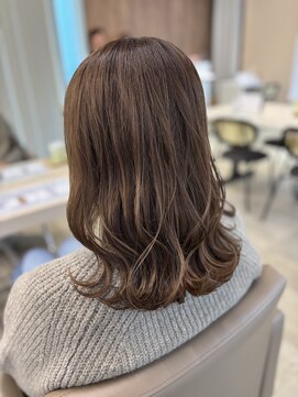 アヴァンス 箕面(AVANCE.) ミディアム×オリーブグレージュ×韓国ヘアー