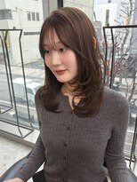 スティル カラン(STILL calin)&nbsp;韓国ヘアロングレイヤーカットオリーブベージュ前髪カット