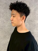キャパ セントラル 天神 大名店(CAPA central) ツイストパーマ アップバング 黒髪 ツーブロック 短髪