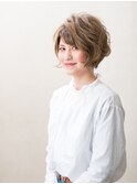 ショートボブ