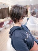 大人可愛い束感白髪活かしハイライトひし形ショート【近藤】横浜