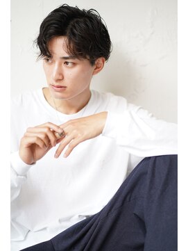 ロミーオム 本厚木(ROMMY. Homme) デザインパーマセンターパートROMMY.Homme