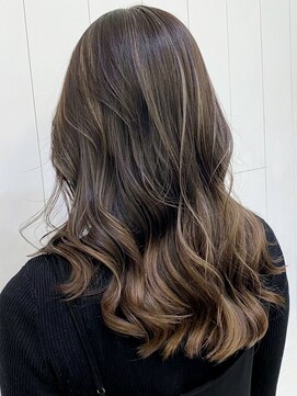 アイティーバイアルバム 藤沢店(IT by ALBUM) ハイライトグラデーション_カーキグレージュマッシュ_ba317462