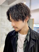 エリマ 調布(elima)&nbsp;波巻きパーマ/ツイストスパイラル/センターパート/2way/調布