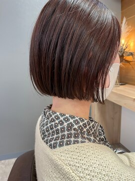 キュオンシア(CUEON. ciea) ぱつっとボブ×ボルドーブラウン