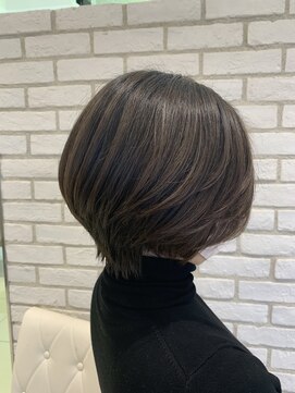 アッシュ 十日市場店(Ash) 重めショート×艶カラー