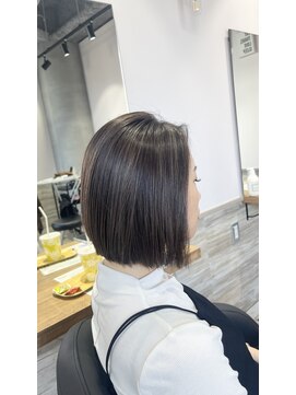 リーオオサカ(Lee Osaka) 【カット＋3Dハイライト】グレージュ×グレージュ/新出奈津樹