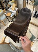髪質改善トリートメントでツヤッツヤの艶髪に変身♪