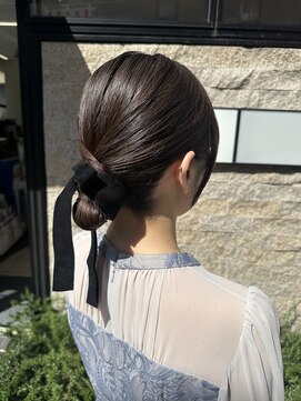 レオニード 表参道(LEONID) 岡田≫結婚式お呼ばれタイトシニヨン