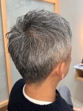 イゾラ(isola) 【isola】ダンディなイケおじベリーショート/ツーブロなし/刈上