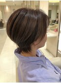 ショートボブ