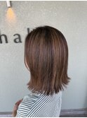 白髪を活かすハイライト