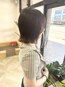 ラフ(laugh) ぱつっとボブ / バーガンディーカラー