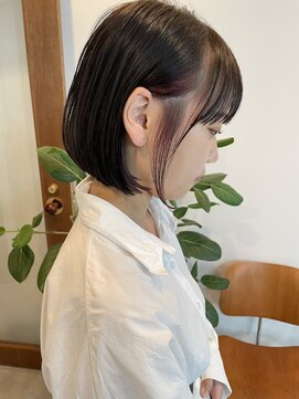 サクラ オモテサンドウ(SAKURA) ショートボブ×ブリーチを使ったインナーカラー☆ショート/ボブ