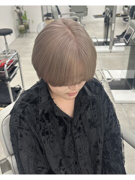 レアル 心斎橋 大阪(REAL) ミルクティーベージュ