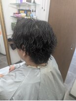 グロウアップバイトゥエンティーフォー 稲葉(glow up by24) ラフ動きのくせ毛風ショートパーマ