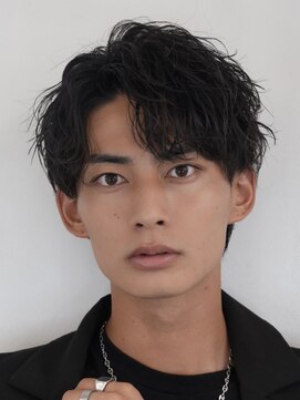 フィフス(fifth) 原宿シャドウパーマメンズカットセンターパート