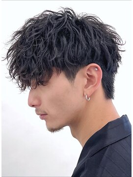 アストラ(ASTRA) MEN’S HAIR/サーフカール/刈り上げセンターパート/札幌