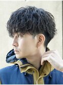 大人サーフカールルーズシャドウ前下がりマッシュ