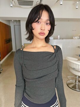 フィルムス 渋谷(FILMS) ハッシュカット/大人ショートヘア/ボブ/20代30代/渋谷