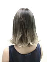 ハビット (habitt)&nbsp;モノトーンを２色使い♪バレイヤージュ