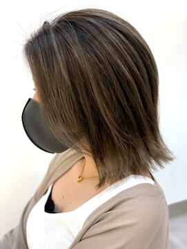 フェーディン(fa/din) バレイヤージュベージュミディ