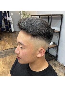 スカイフィールドヘアー(SKY FIELD HAIR) スキンフェード