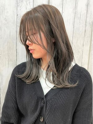 【Ayaka】ヘアスタイルで1番大切な顔周り☆顔周りのカットが変わるだけで爽やかな印象にオシャレ度UP!