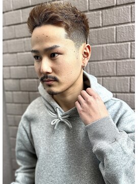 フランクスバーバーザスタンド(Frank’s barber the stand) スペインカール/スパイキーショート/フェザーパーマ/飯田橋E