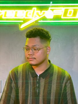 グリーディーフォックス 代々木(Greedy FOX) アップバング/ツーブロックマッシュ/束感/波巻き[シェービング]