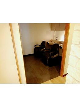 お客様との距離感を大切にしているので、居心地の良い空間でリラックスしてサロンタイムを過ごせます♪