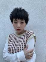 エム(EM) ショート骨格補正ベリーショートアッシュカラー