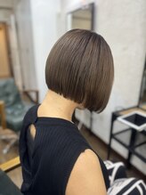 オロ(ORO) シアーベージュ小顔ミニボブ