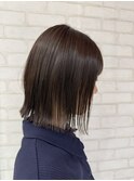 10代20代切りっぱなし外ハネボブアッシュブラウン