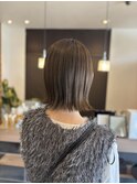 切りっぱなしボブ/オリーブカラー