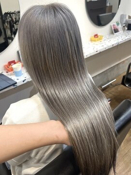 ラック 津田沼(LUCK) シルバー/津田沼/韓国ボブ/ケアブリーチ/似合わせカット