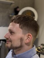 フランクスバーバーザスタンド(Frank’s barber the stand)&nbsp;MEN’S HAIR/サーフカール/刈り上げセンターパート/飯田橋