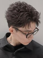 バイフィフス 原宿/表参道(by fifth)&nbsp;韓国センターパートウルフカットカルマパーマニュアンスパーマ