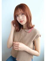 トリッカ シブヤ(TRICCA SHIBUYA)&nbsp;くびれミディアム/外ハネ/オレンジベージュ
