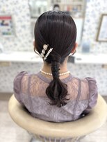 サクララ(Sakura la) タイトローポニー/結婚式お呼ばれヘア/参列ヘア/二次会ヘア