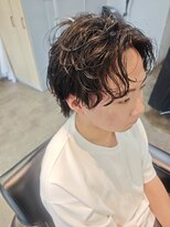 スエシカ(hair&foliage suecica) ナチュラルなくせ毛質感 扱いしやすいシャドウパーマ