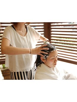 【HOT PEPPER Beauty AWARD 2025 BEST SALON＜注目サロン＞】バラの香りに包まれながら贅沢な時間を♪