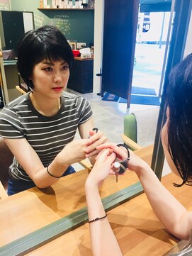 メラク(merak) カジュアルショート