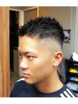 バーバーショップボヤージュ(BARBER SHOP VOYAGE) フェードツーブロック