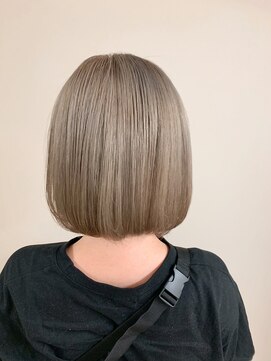 ドットエイト(dot.8) お洒落なブロンドカラー