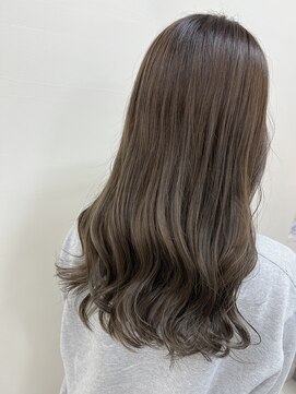 アールモンドヘア新世界 【北見】#ブリーチ#ハイライト#くすみカラー