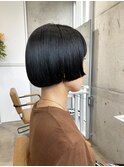 コンパクト前上がりボブ