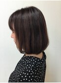 重めの前上がりボブ