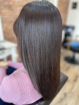 シーナ 那覇(SEANA) 艶髪アッシュブラウンカラー