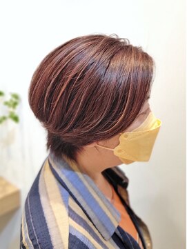 キザシ(KIZASI) 白髪ぼかしハイライトでおしゃれな印象へ#脱白髪染め